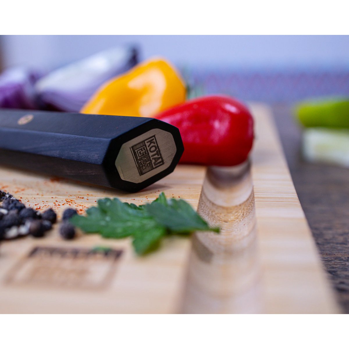 Kotai Bamboe Snijplank – Sapgroef & Verborgen Handvatten (40 x 30 cm)