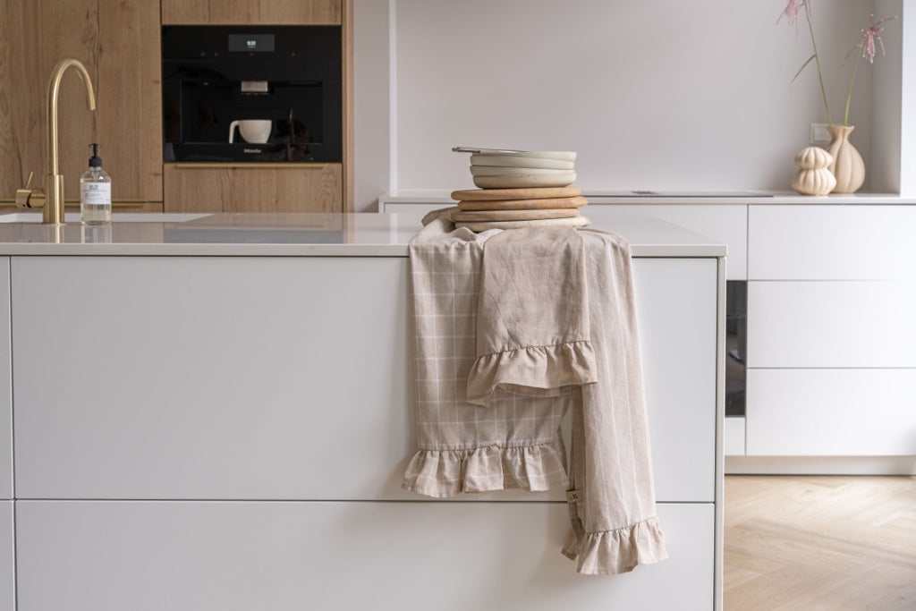 Walra Keukenset Lovely Linnen Ruffles Grijs – 3-delig – Elegant & Natuurlijk