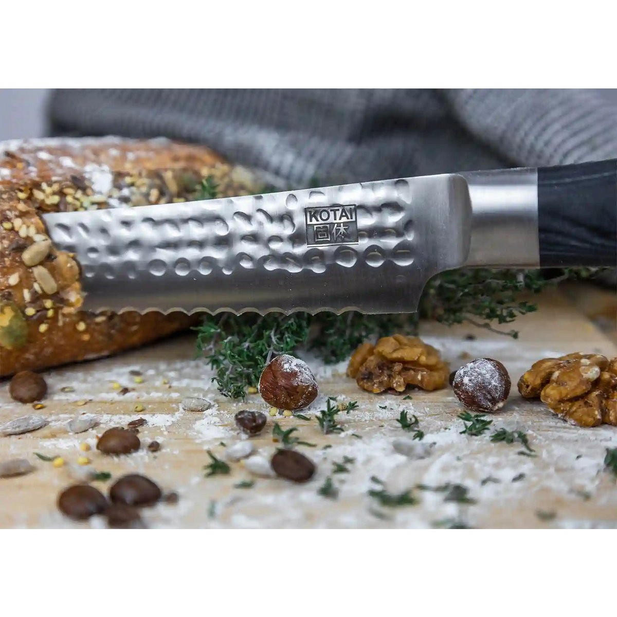 Kotai Gekarteld Brood-/Banketmes 200 mm – Met Bamboe Saya - Geleverd in een Luxe bamboe geschenkverpakking